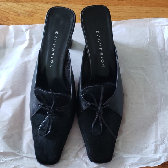 Shoes - Picture 1 of 5